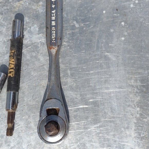 Craftsman Ratchet Wrench and Bit Set - Picture 2 of 4